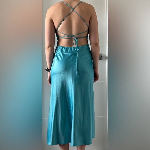 Princess Polly Silky Maxi Dress - Picture 2 of 2